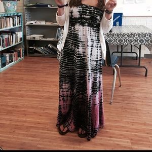 Tye-dye maxi dress